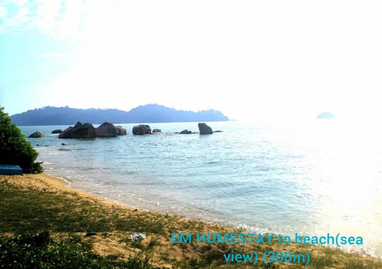 Em Homestay Pekan Pangkor Buitenkant foto