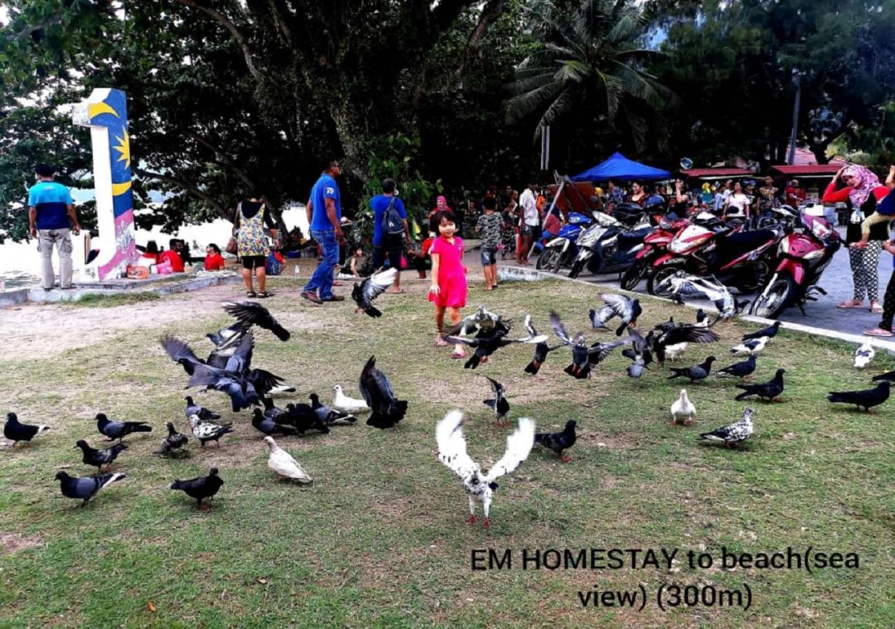 Em Homestay Pekan Pangkor Buitenkant foto